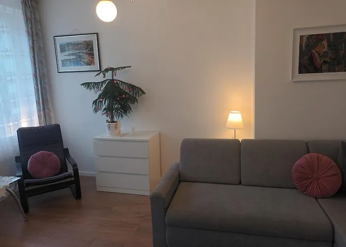 Szeroka Apt